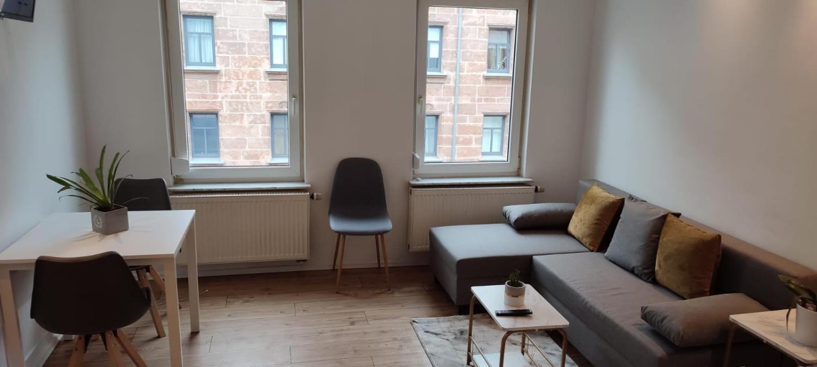 Privatzimmer-2 In Ruhiger Lage 9Min Von Hbh Núremberg Exterior foto